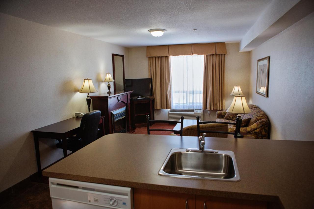 Peavine Inn & Suites High Prairie Zewnętrze zdjęcie