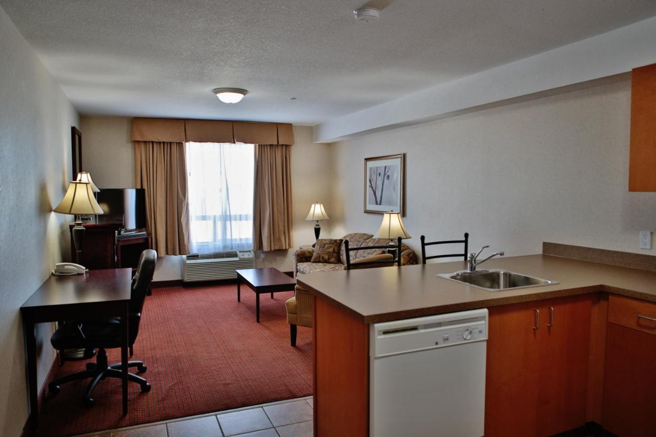 Peavine Inn & Suites High Prairie Zewnętrze zdjęcie