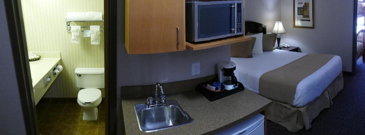 Peavine Inn & Suites High Prairie Zewnętrze zdjęcie