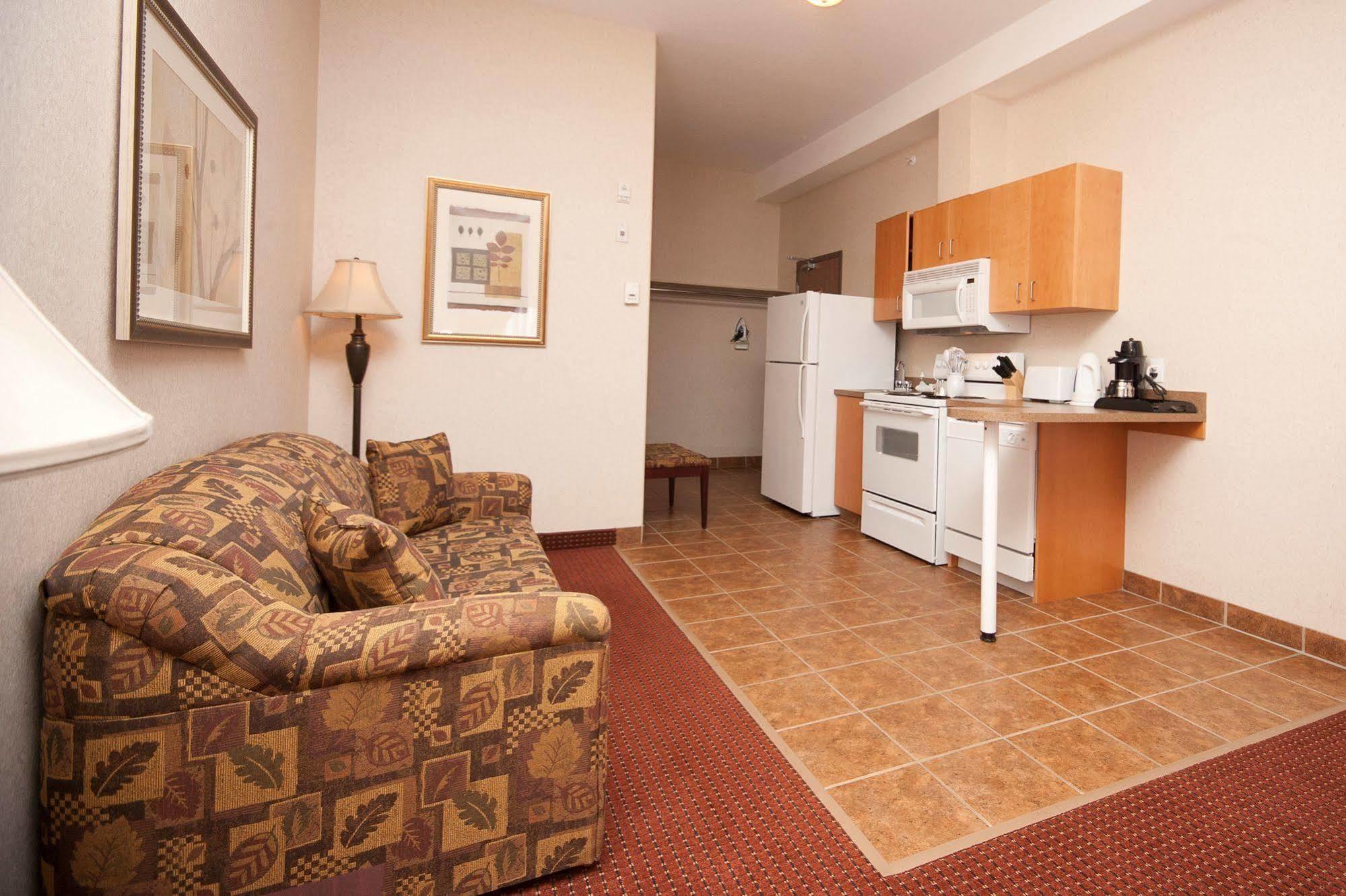 Peavine Inn & Suites High Prairie Zewnętrze zdjęcie